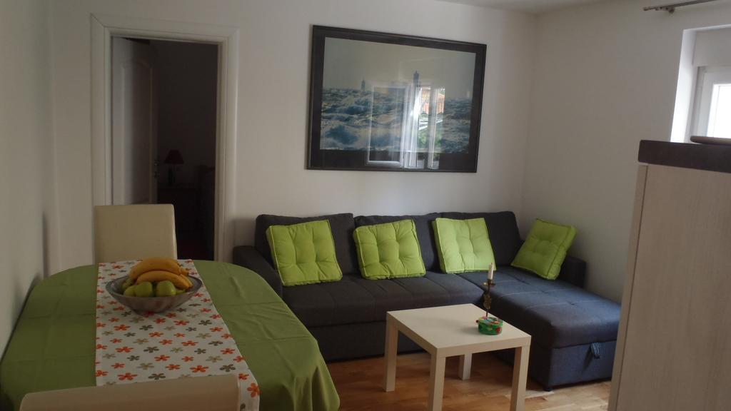 Apartment Apartman *